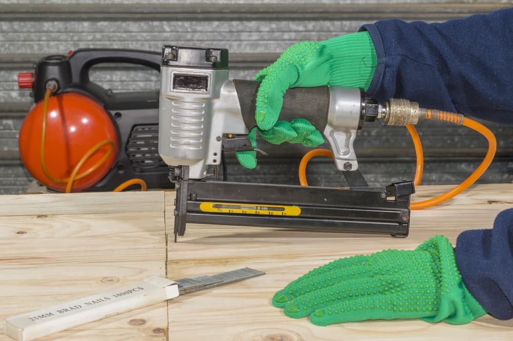 fixing-a-jammed-staple-gun